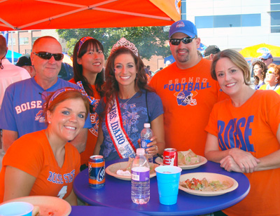 Mrs. Idaho with fellow College of Health Sciences tailgaters