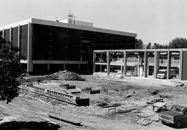 1990s Library Construction