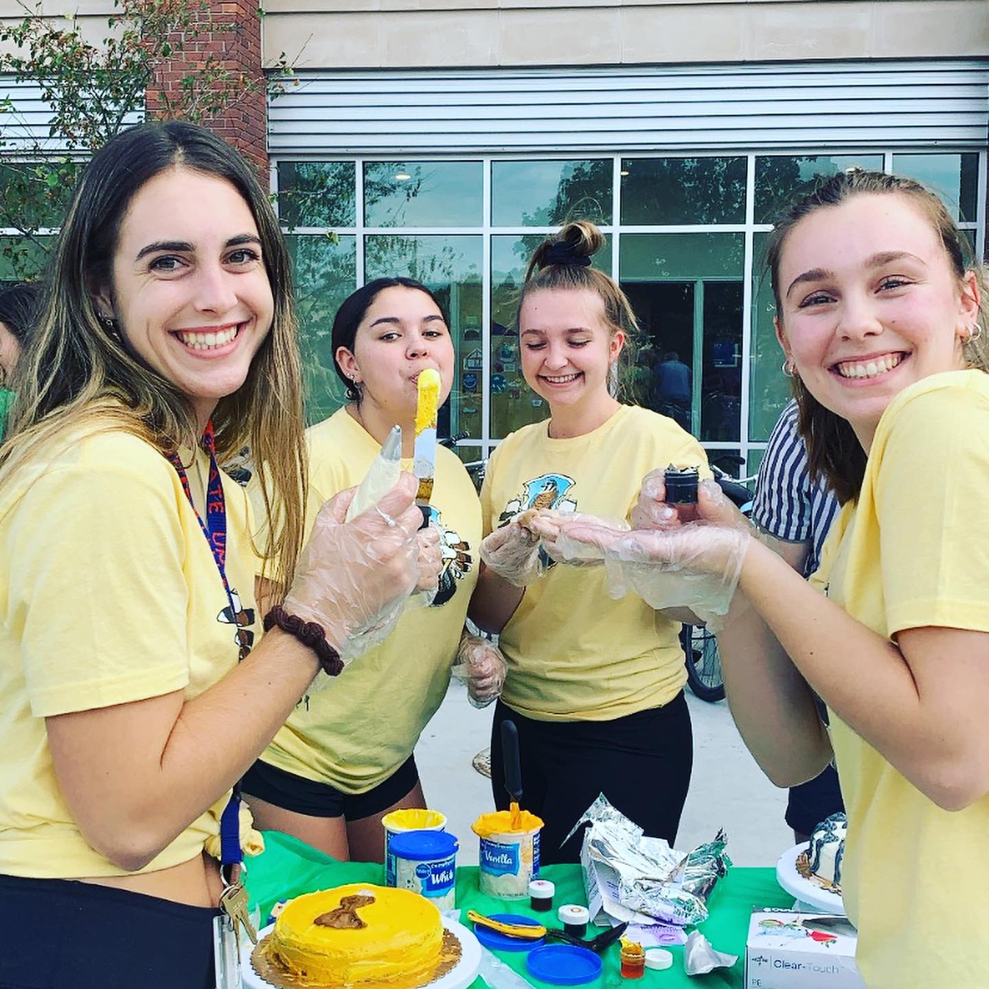 Kestrel House participates in house-wide Cake Decorating competition