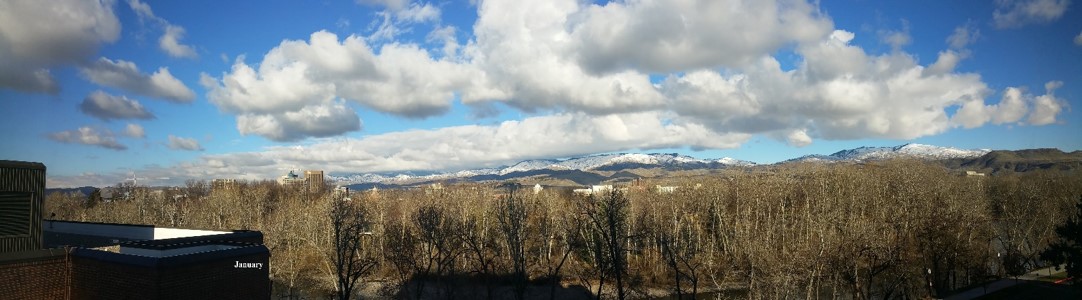 panoramic picture of the foothills in Boise.
